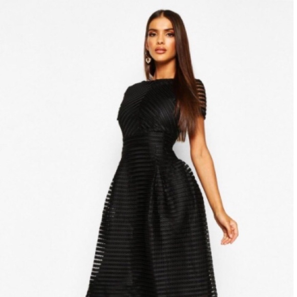 Full skirted midi dress